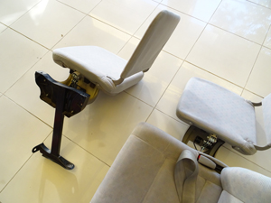 マイクロバス　シート（座席）