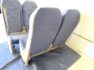 マイクロバス　シート（座席）