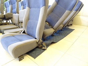 マイクロバス　シート（座席）
