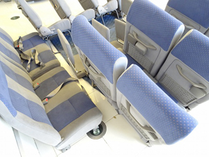 マイクロバス　シート（座席）