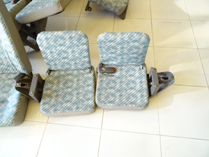 マイクロバス　シート（座席）